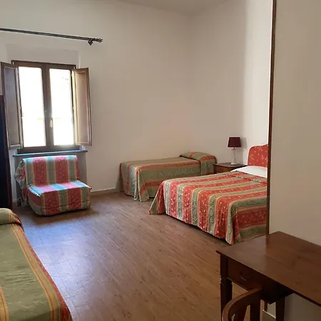 Hotel Caffè Verdi - 24 Reception