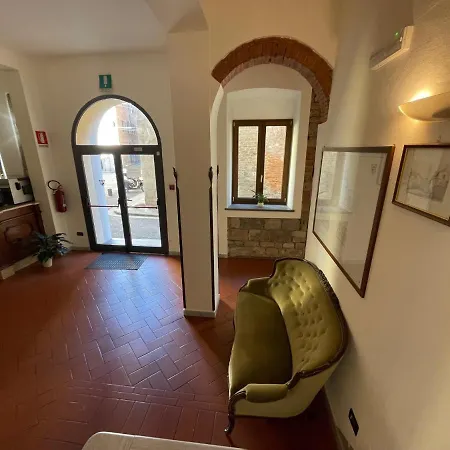 Caffe Verdi - 24 Reception מלון