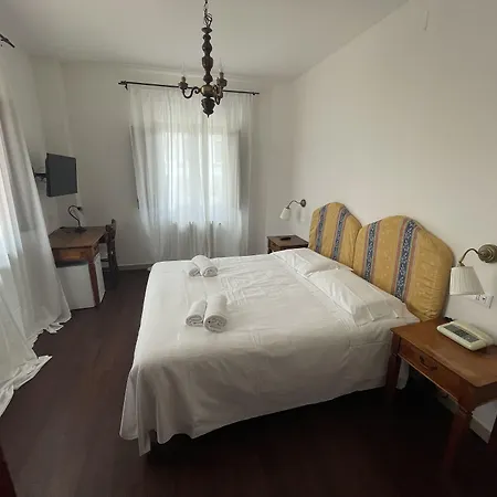 Caffe Verdi - 24 Reception Hotel Pisa