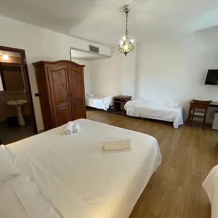 Caffe Verdi - 24 Reception 3* 피사