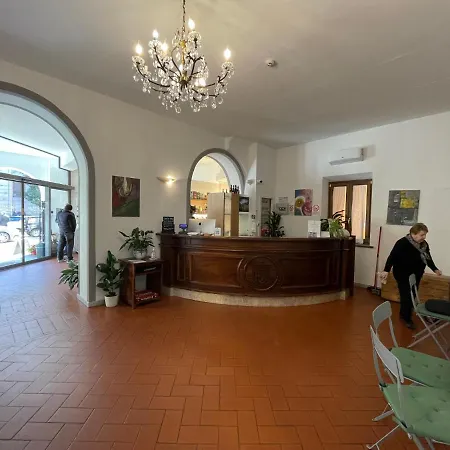 Szálloda Caffe Verdi - 24 Reception